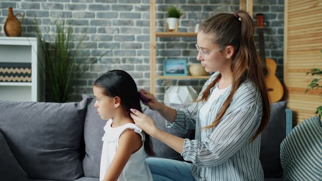 Best Over-the-Counter Head Lice Treatment for Sensitive Skin cover